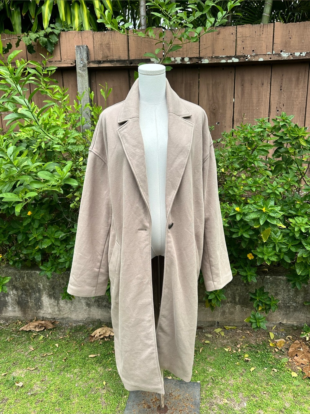 ALO Yoga VIP Trench Coat Size L